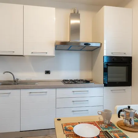 Mizar*q-ampio Quadrilocale Ad Uso Privato アパート フォリーニョ